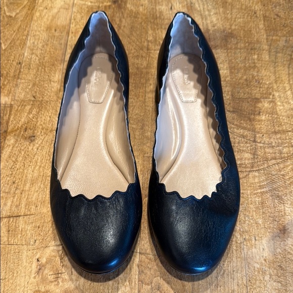 Chloe Black Flats - Picture 1 of 4